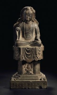 Сидящий Будда из камня (54 см), Эпоха Тан ( 618-907 гг. н.э. - датирована "1-м годом Чуйгуна" - 685 г.)