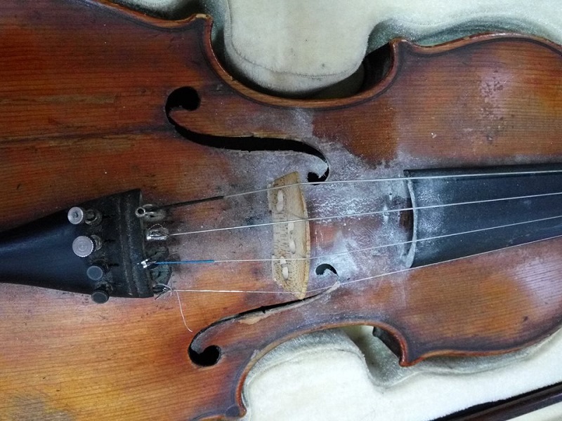 В Турцию не дали вывезти "скрипку Амати"