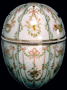 1901 год - яйцо пасхальное Гатчинский дворец