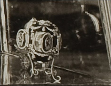 1888 год - пасхальное яйцо «Херувим и колесница»