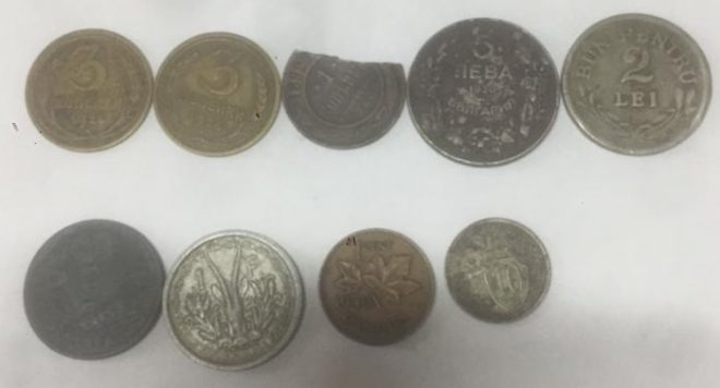 Старинные монеты (8 штук 1892-1948 гг.) и фотоаппарат