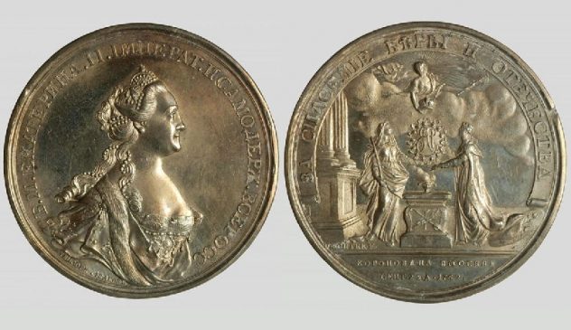 Серебряная медаль на вступление на престол императрицы Екатерины II
