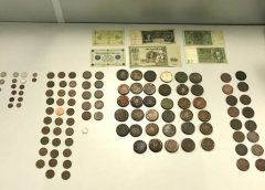 Таможенники в "Борисполе" не выпустили в Израиль коллекцию царских и советских монет